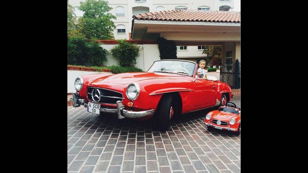 1960-Mercedes-Benz-SL