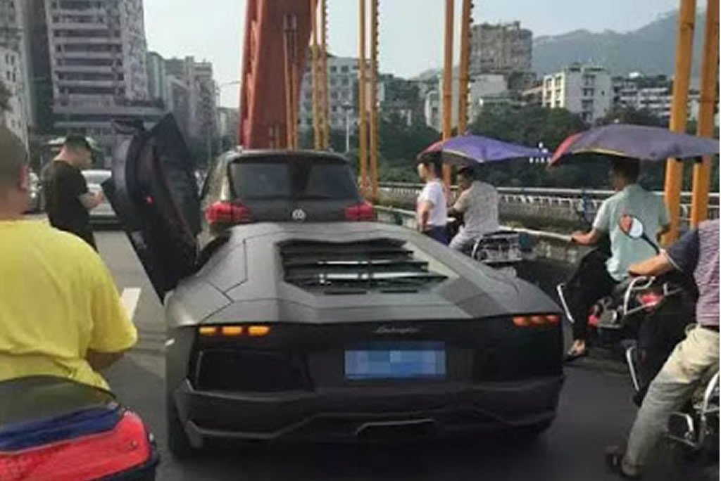 lamborghini aventador