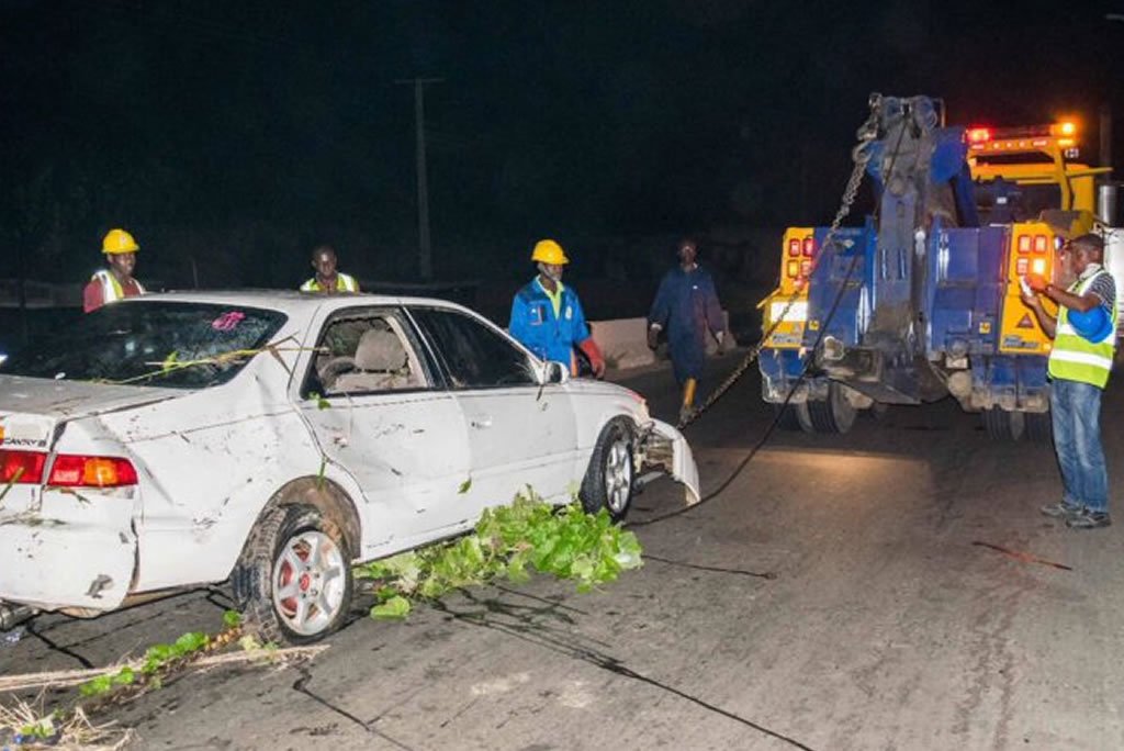 car-plunges-into-canal