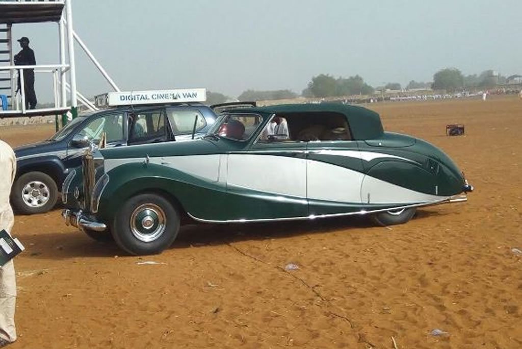 vintage Rolls Royce Silver Wraith