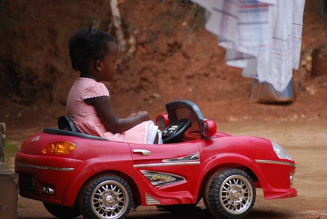 kid in a car 