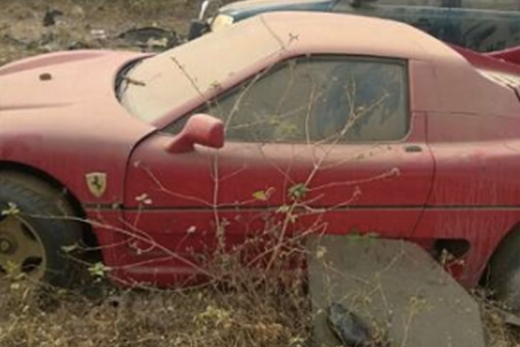 abandoned-ferrari-f50