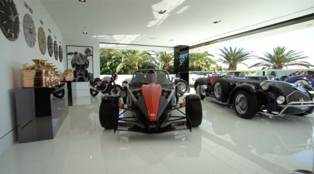 cars that comes with the most expensive house 6