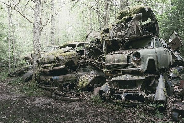 car-graveyard