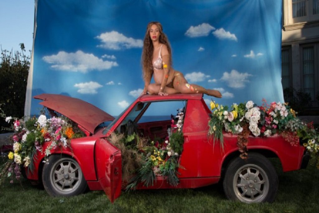 Pregnancy On A Porsche 914