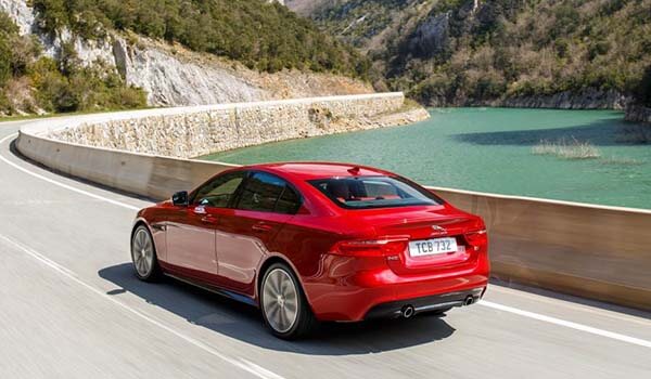 jaguar-xe-interior