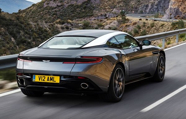 2017-aston-martin-db11