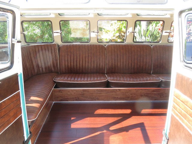 vw-microbus-limo 