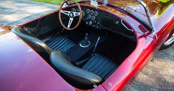 1965-shelby-cobra-roadster