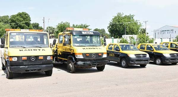 29-vehicles-donated-governor