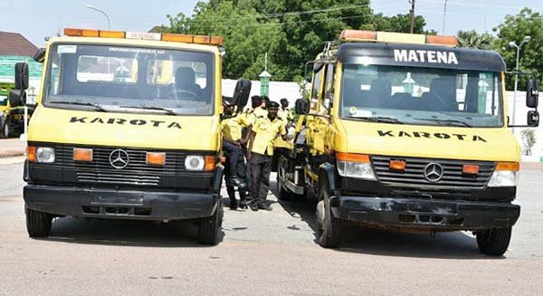 29-vehicles-donated-governor