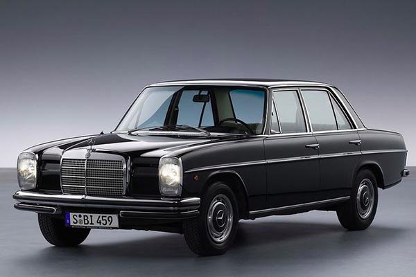 1976-benz-300D-w115