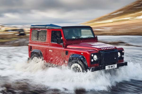 land-rover-defender-works-v8