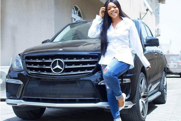 laura ikeji benz ml