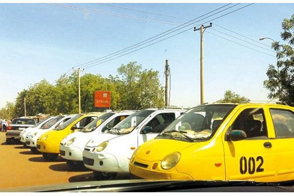 nigeria-taxi-color