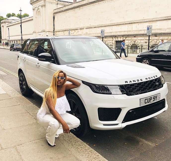 dj cuppy new range rover sports 2018