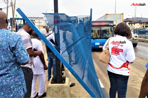 Median Fences On Lagos Roads Are Damaged Autojosh