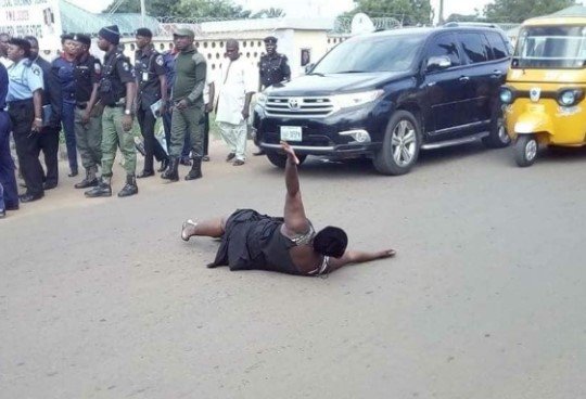 lady protest on road