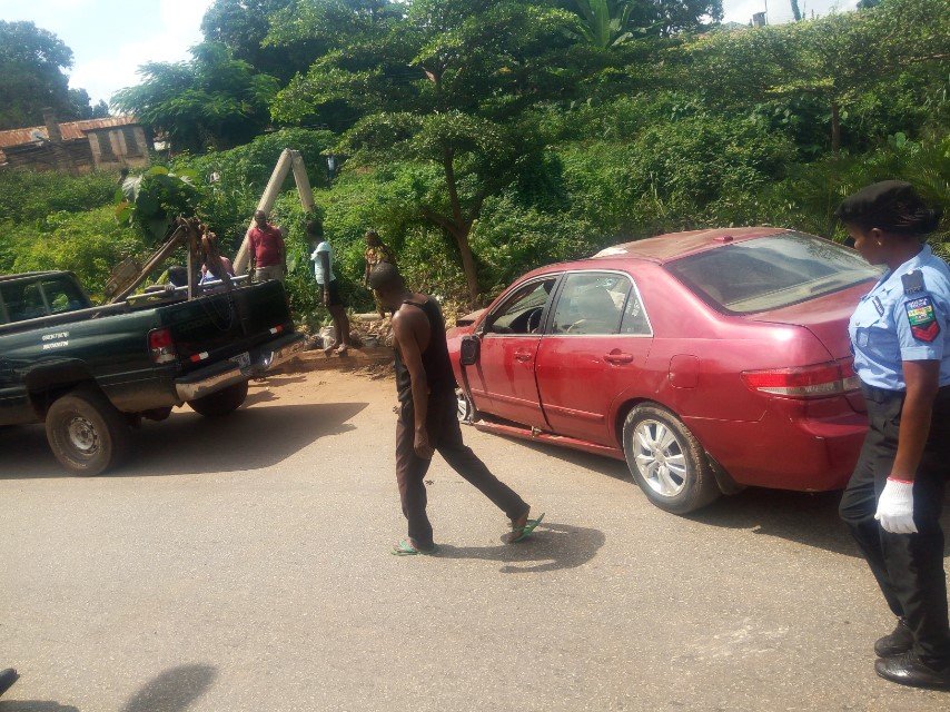 Driver Loses Control Of Vehicle And Rammed Down Electric Pole Along Ebeano Tunnel Enugu Page 1 Of 0