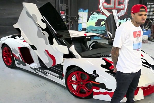 chris brown house and cars