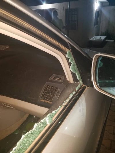 bashed car by traffic robbers