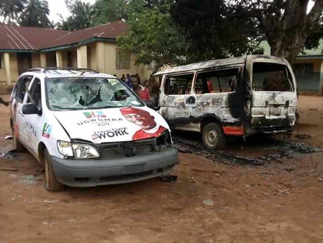 campaign vehicles set ablaze in imo state 2