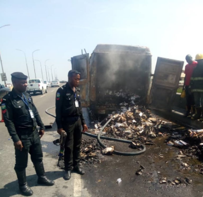 vehicle catch fire third mainland bridge