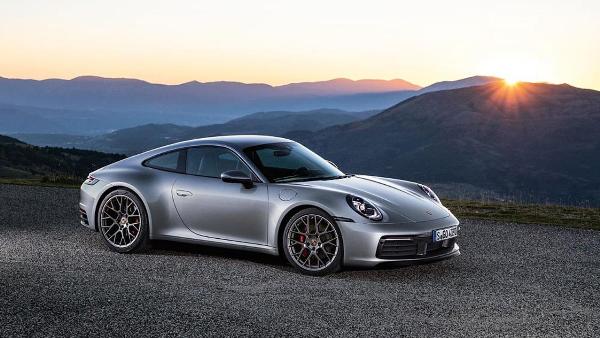 New Porsche 911