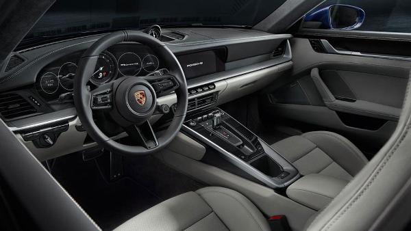 New Porsche 911