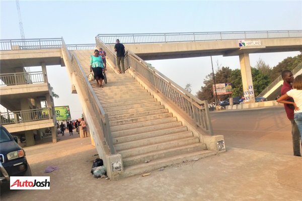 benin pedestrian bridge