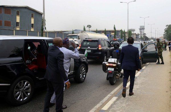 ambode apprehend traffic offender