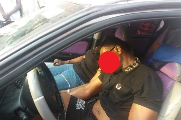 man and woman dies in car lagos