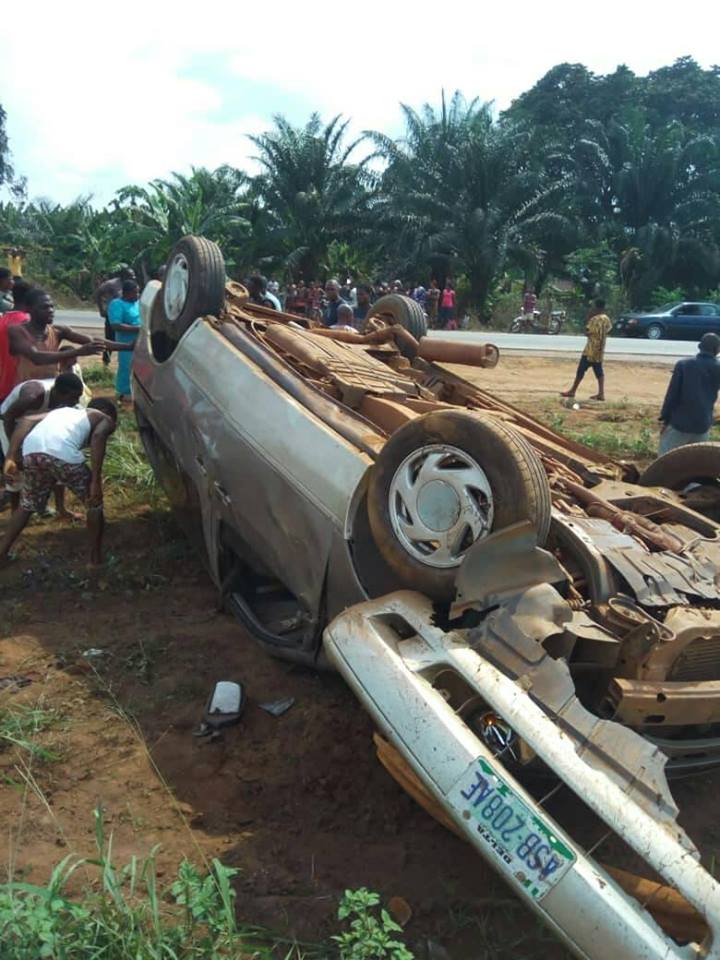 pregnant woman and kids survive accident