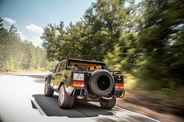 A Look At Lamborghini's Military-style LM002 SUV, The Rambo Lambo - AUTOJOSH