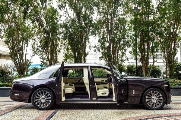 Rolls Royce Ghost Ewb  Kratos Luxury  England