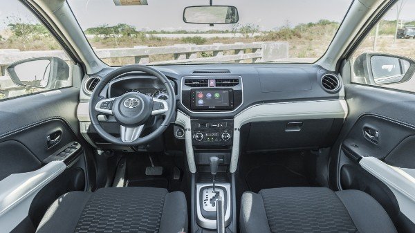 2019 toyota rush interior