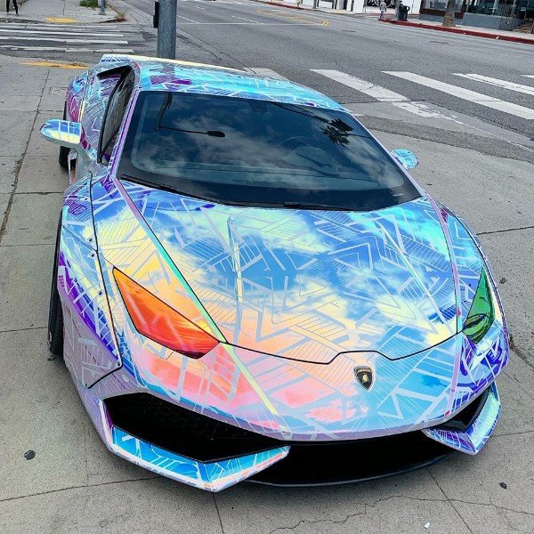 Chris Brown S Glowing And Color Changing Lamborghini Huracan Is One Of A Kind Hyper Beast Autojosh - Lamborghini Color Changing Paint With Remote