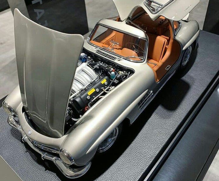 mercedes benz 300 sl gullwing model car