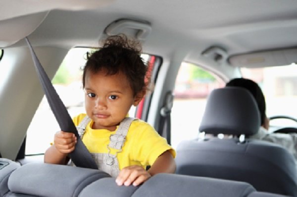 seat belt entanglement