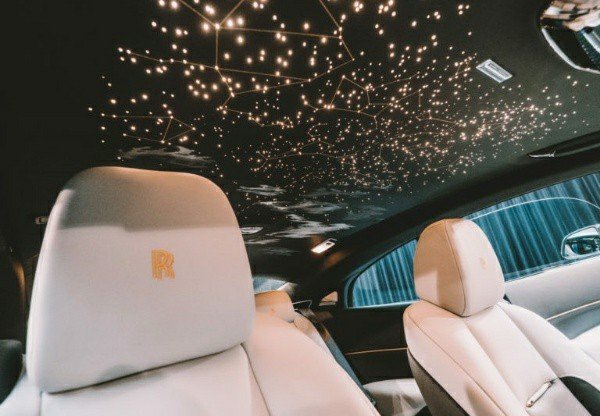 This oneoff RollsRoyce Wraith is signed with stars  Top Gear