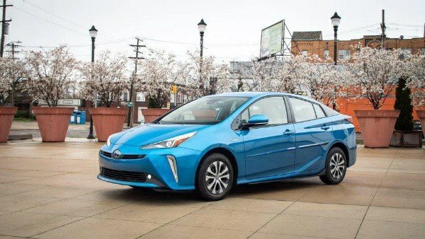 2020-Toyota-Prius