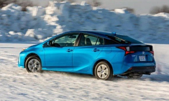 2020-Toyota-Prius