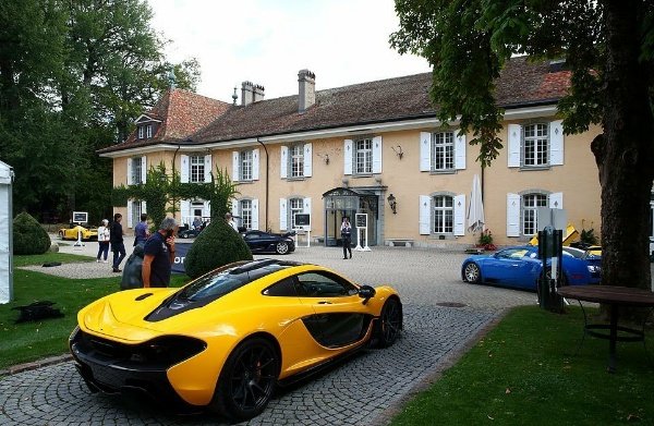 Hypercars-And-Supercars