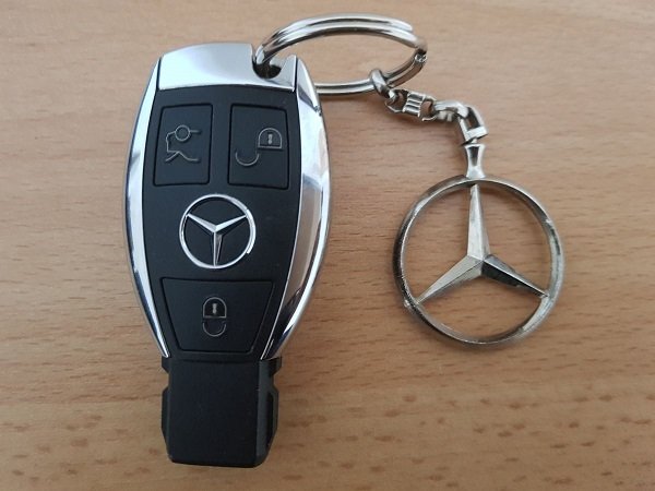 car feature - key fob