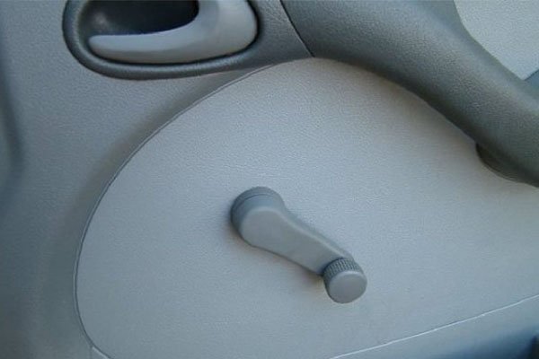 Manual window winders