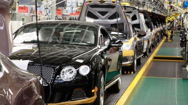 Bentley-Crewe-Factory