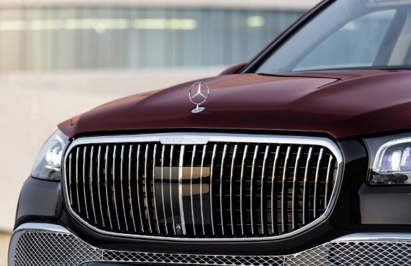 Mercedes-Maybach-GLS-600-SUV