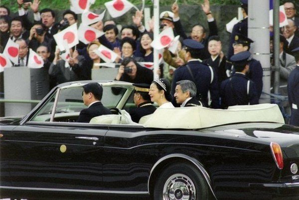 Japan-Emperor-One-off-Toyota-Century-Convertible