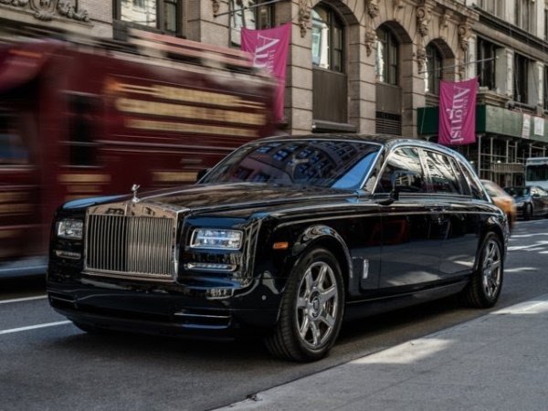 Rolls-Royce-Phantom-VII-VIII
