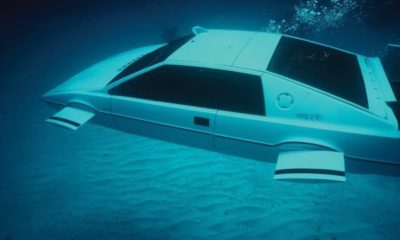 James-Bond-Lotus-Esprit-Submarine-Car